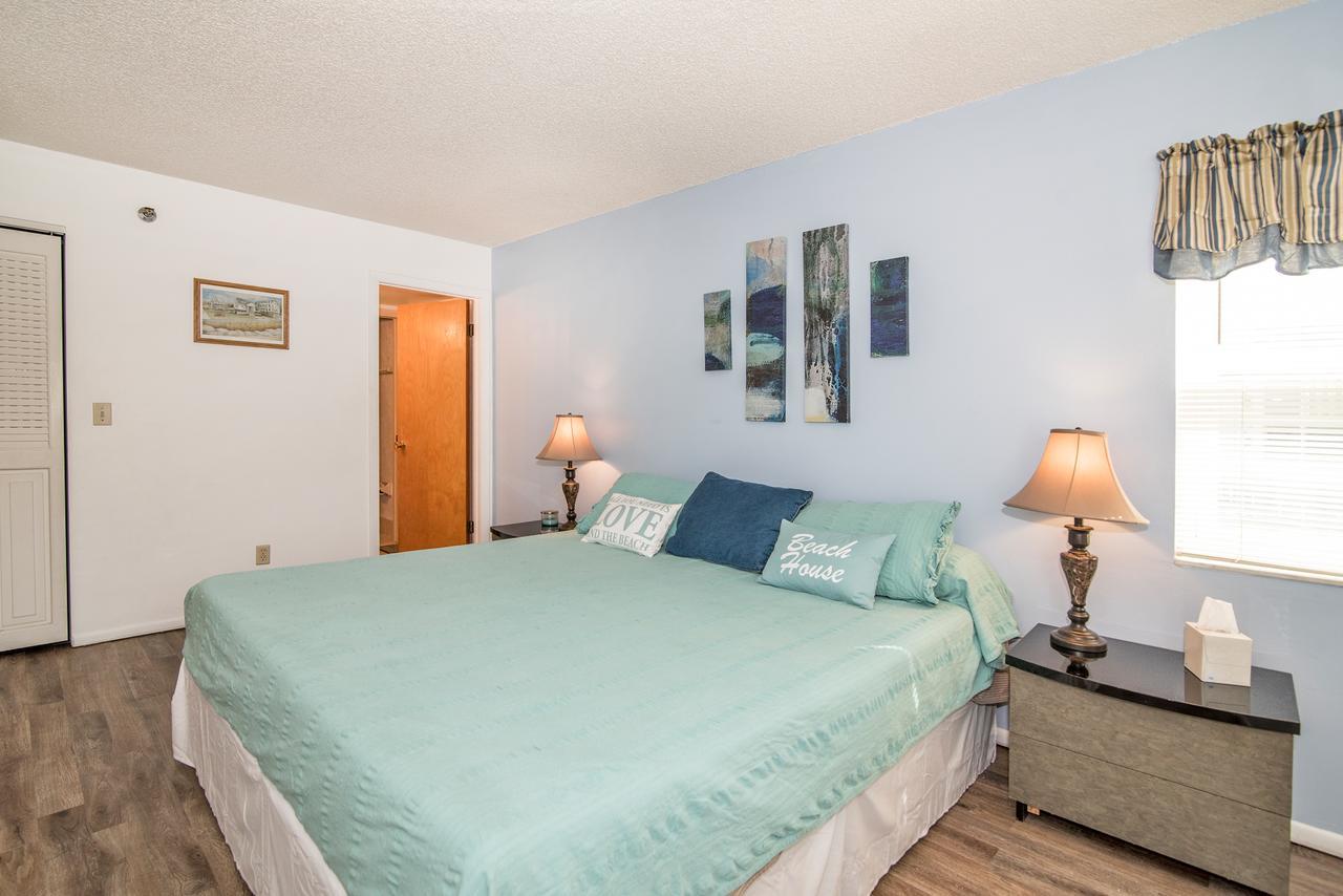 Intercoastal Beach Suite Clearwater Exterior photo