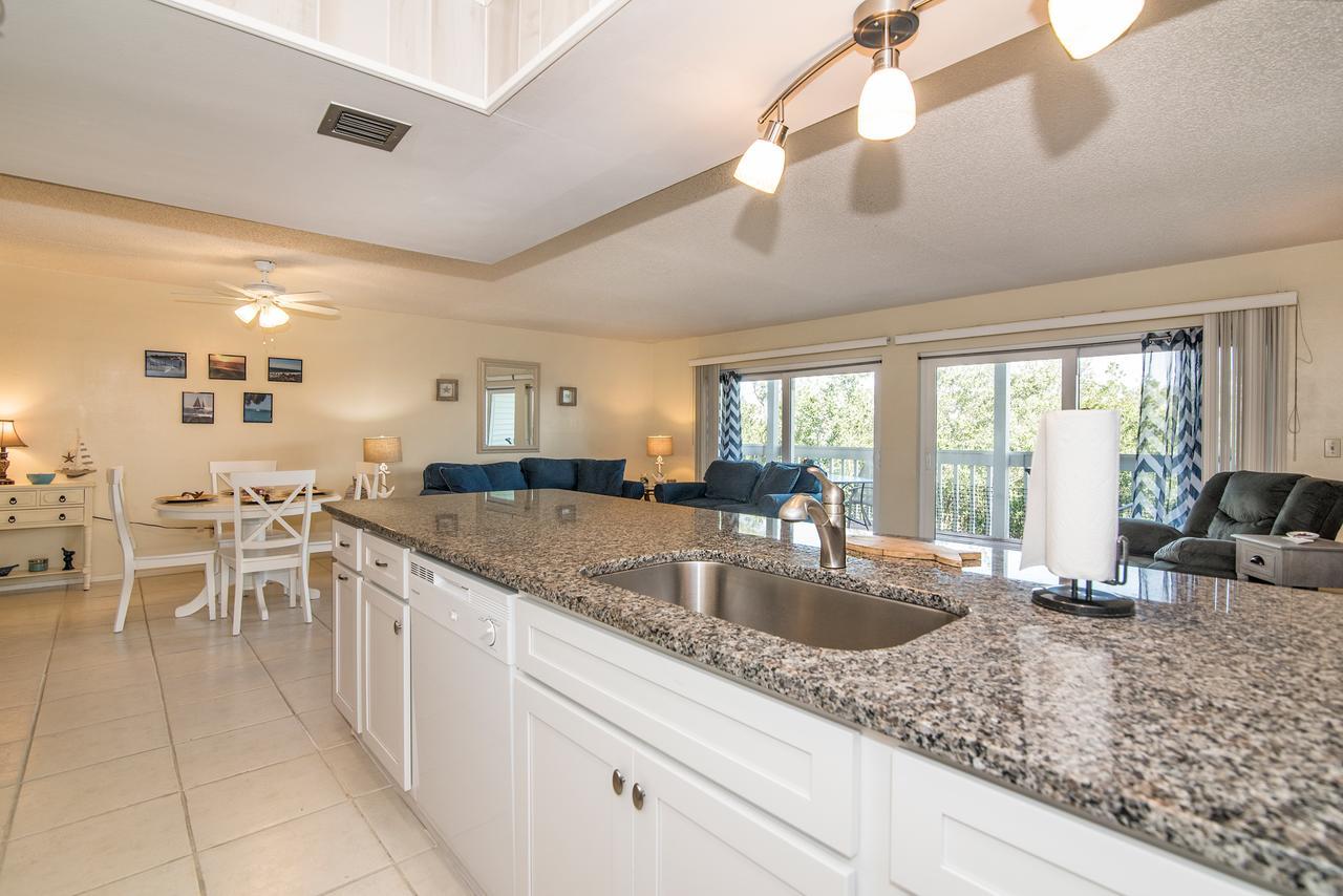Intercoastal Beach Suite Clearwater Exterior photo