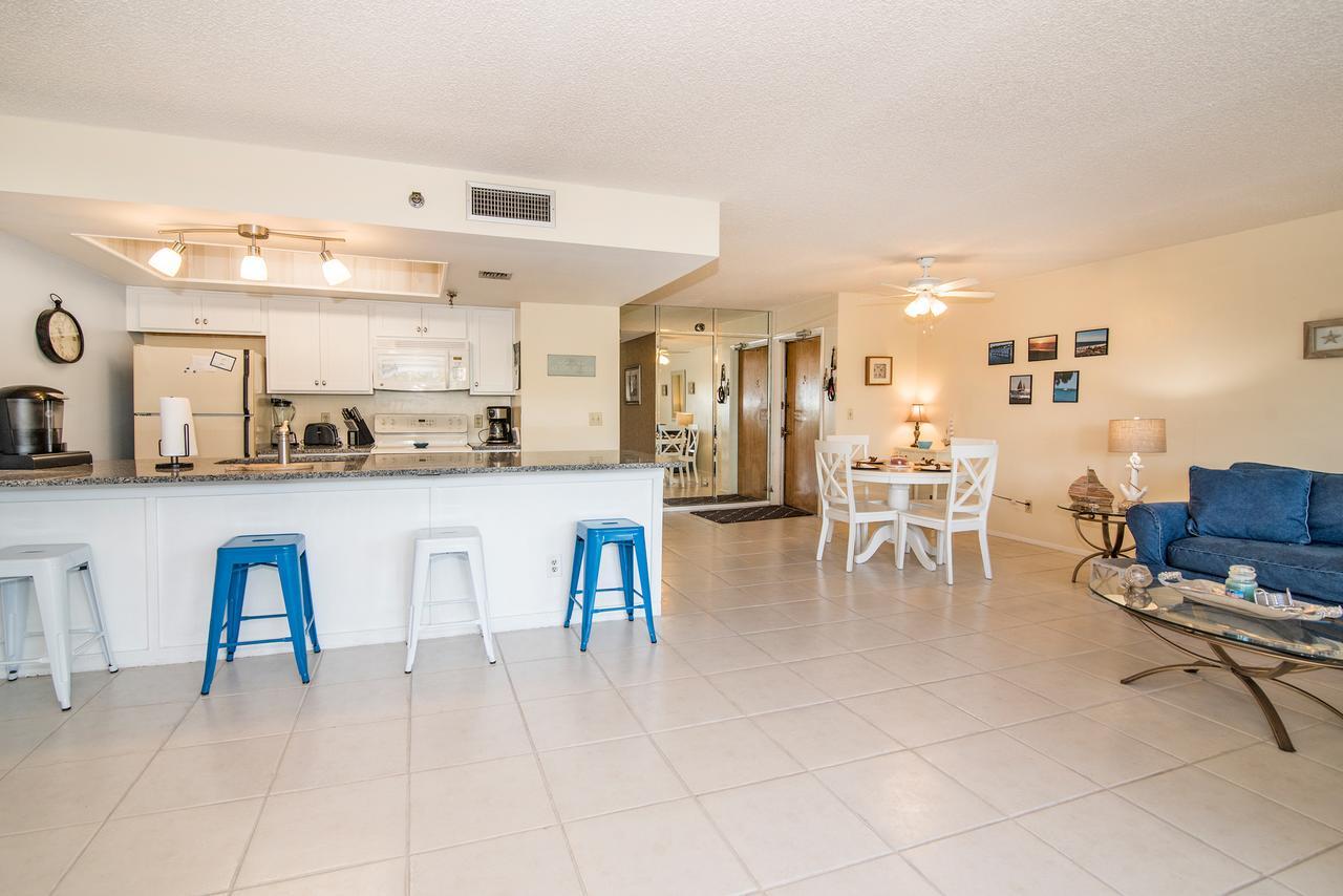 Intercoastal Beach Suite Clearwater Exterior photo